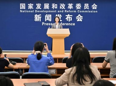 新一代智能终端与智能体政策指引及应用场景解析