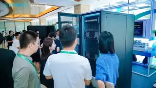 浪潮信息发布“元脑SD200“超节点，面向万亿参数大模型创新设计