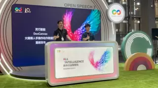 破解灵巧操作难题：大规模数据驱动机器人物理智能发展