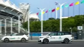 百度Apollo发布自动驾驶大模型，实现比人类驾驶更安全的技术突破