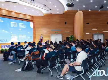 科技大厂AI人才争夺战升级，2026届秋招超六成岗位聚焦人工智能