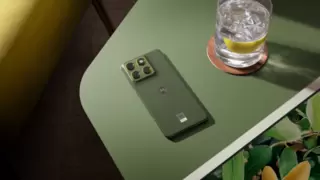 5.99mm超薄AI手机评测：联想moto X70 Air综合实力解析