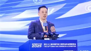 智驾拐点时刻：软硬协同如何突破城区NOA规模化瓶颈