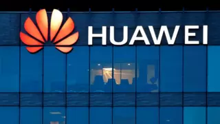 AI SSD破解“显存墙”难题，华为新技术如何提升算力卡效率