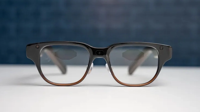 联想概念AI眼镜亮相CES2026，45克轻量化设计支持电脑连接